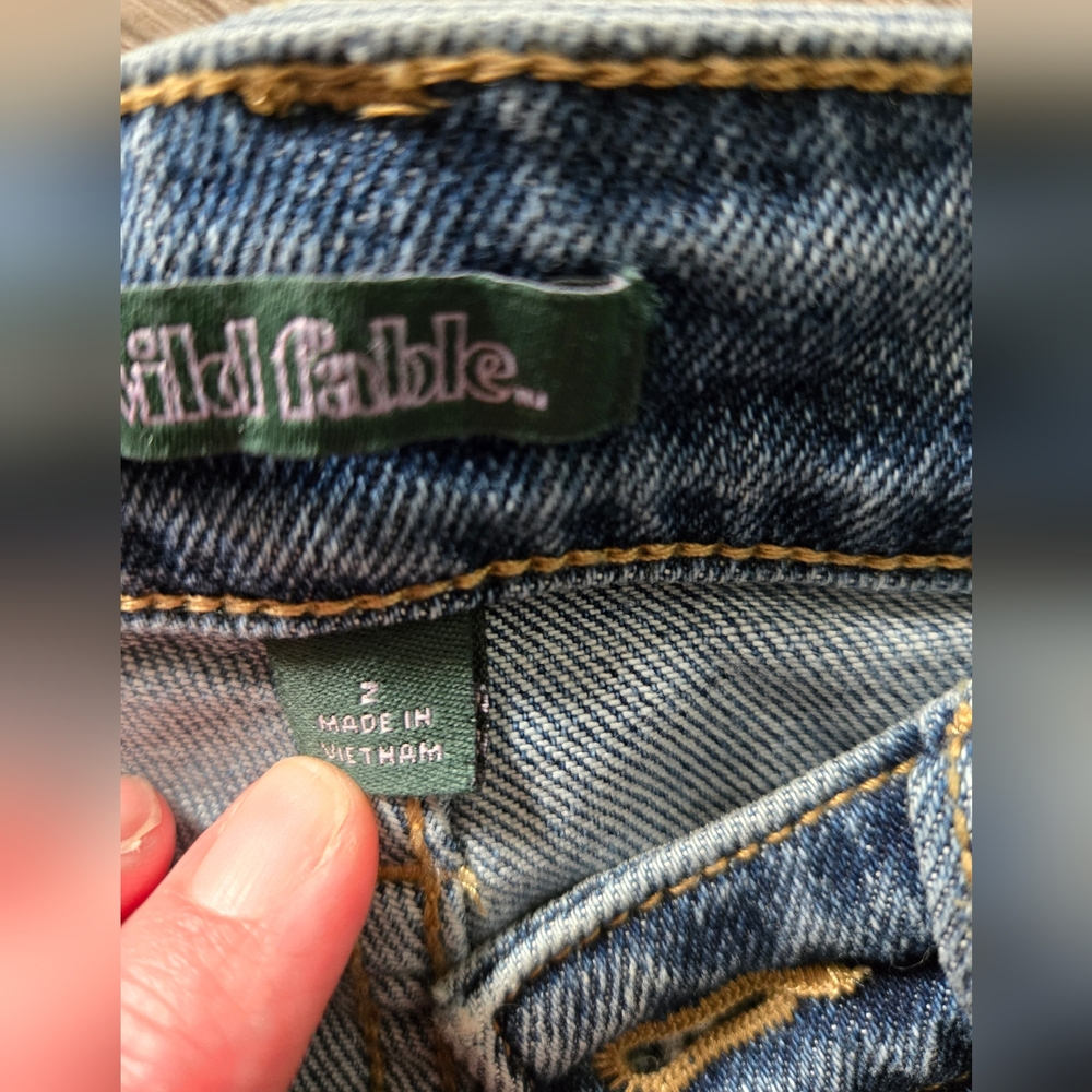 Women's Distressed Blue Jeans - Picture 3 of 5